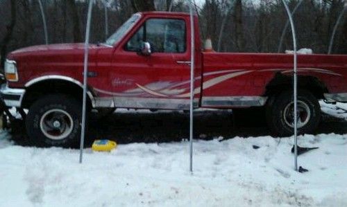 1995 ford f-150 xlt standard cab pickup 2-door 5.0l