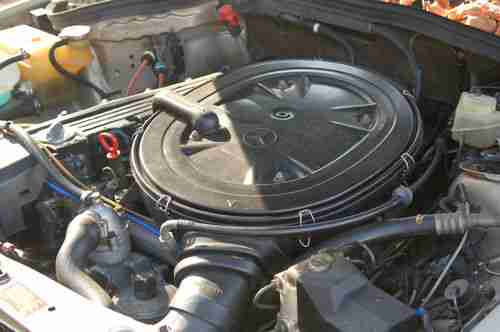 1991 Mercedes-Benz 190E 2.6 Sedan 4-Door 2.6L, image 4