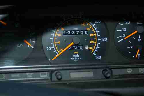 1991 Mercedes-Benz 190E 2.6 Sedan 4-Door 2.6L, image 5