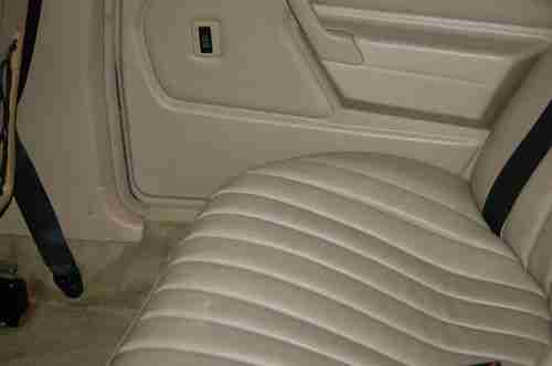 1991 Mercedes-Benz 190E 2.6 Sedan 4-Door 2.6L, image 8