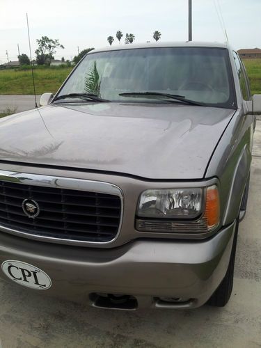 2000 cadillac escalade base sport utility 4-door 5.7l