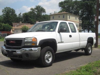 2004 gmc sierra (chevy silverado) 2500 hd extended cab 4x4 longbed 1 owner clean