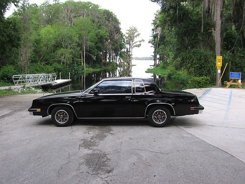 1982 oldsmobile cutlass supreme base coupe 2-door 4.3l