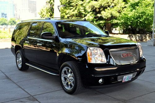 **2007 GMC Yukon Denali XL Onyx Black on Black Leather LOADED Must See!!**, image 2