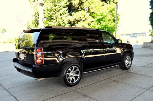 **2007 GMC Yukon Denali XL Onyx Black on Black Leather LOADED Must See!!**, image 6