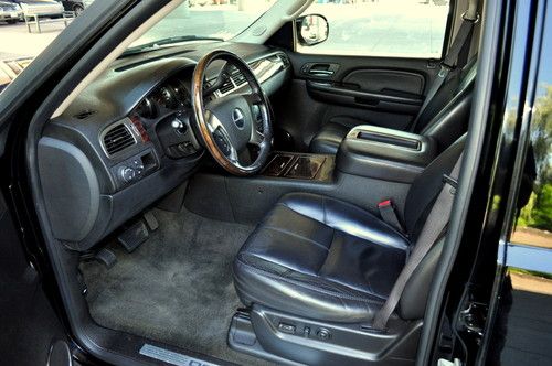 **2007 GMC Yukon Denali XL Onyx Black on Black Leather LOADED Must See!!**, image 10