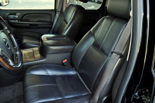**2007 GMC Yukon Denali XL Onyx Black on Black Leather LOADED Must See!!**, image 11