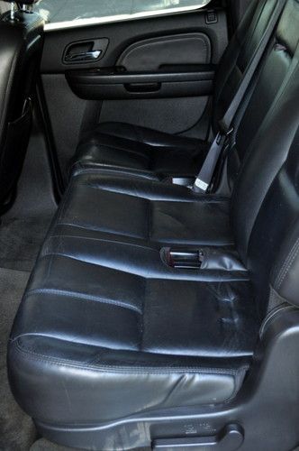 **2007 GMC Yukon Denali XL Onyx Black on Black Leather LOADED Must See!!**, image 12