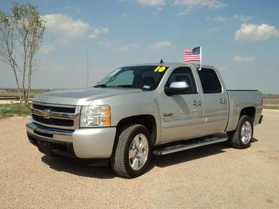 2010 chevy texas edition, crew cab, cloth interior, running boards, bedcover