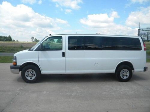 15 passenger extended 1 owner shuttle church van clean warranty lqqk