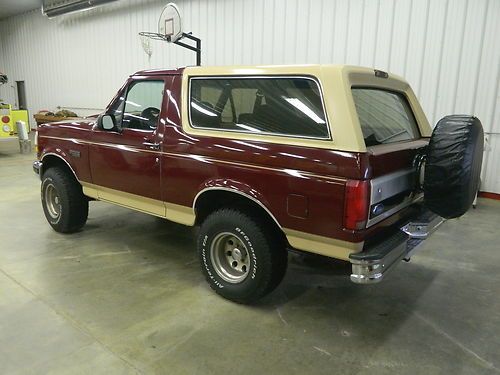 1993 ford bronco xl sport utility 2-door 5.0l 4x4 rust free runs great