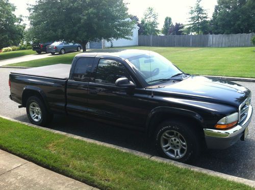 2004 dodge dakota base standard cab pickup 2-door 3.7l