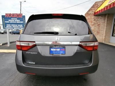 Warranty One owner Smoke free Clean Must sell Low miles rear entertainment, image 6