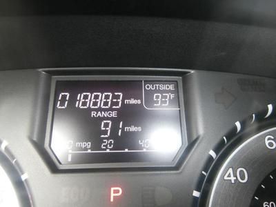 Warranty One owner Smoke free Clean Must sell Low miles rear entertainment, image 10