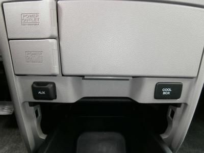 Warranty One owner Smoke free Clean Must sell Low miles rear entertainment, image 13