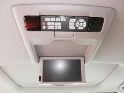 Warranty One owner Smoke free Clean Must sell Low miles rear entertainment, image 15