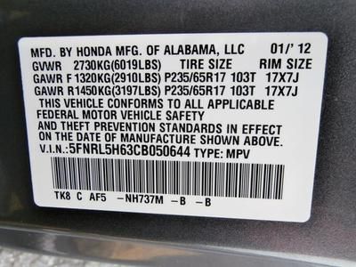 Warranty One owner Smoke free Clean Must sell Low miles rear entertainment, image 25