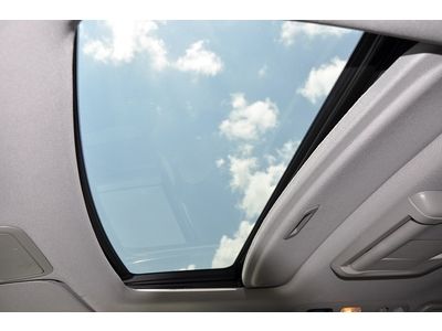 Warranty One owner Smoke free Clean Must sell Low miles rear entertainment, image 41