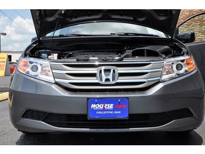 Warranty One owner Smoke free Clean Must sell Low miles rear entertainment, image 67