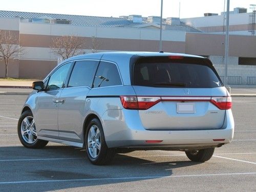2011 Honda Odyssey Touring Elite FULLY LOADED, image 2