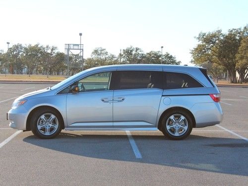 2011 Honda Odyssey Touring Elite FULLY LOADED, image 3
