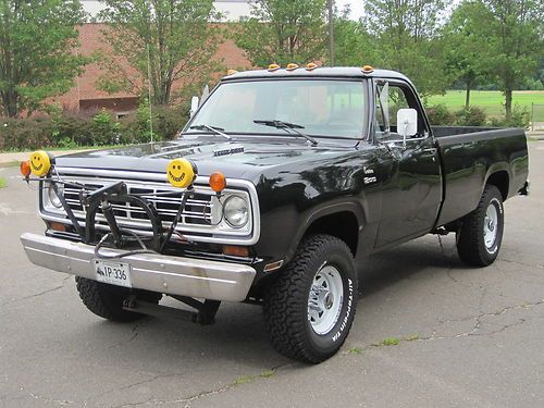 1974 dodge w200 powerwagon 4 speed