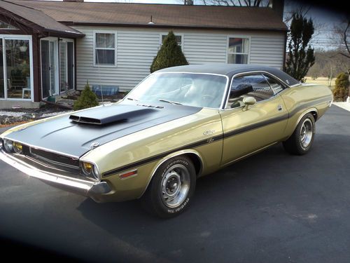 1970 dodge challenger r/t,s/e,u-code,nom/t,nice driver