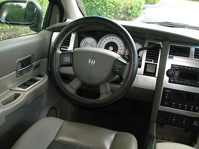LIMITED - RARE HT - HIGH TOP CONVERSION - 3RD ROW SEAT, DVD, LEATHER, HEMI ETC.., image 8
