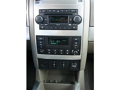 LIMITED - RARE HT - HIGH TOP CONVERSION - 3RD ROW SEAT, DVD, LEATHER, HEMI ETC.., image 9