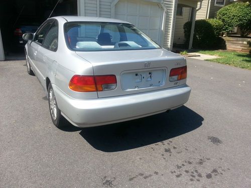 1998 honda civic ex coupe 2-door 1.6l