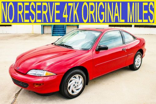 No reserve 47k original miles 30 mpg sunroof coupe auto cobalt 96 97 98 99 00 01