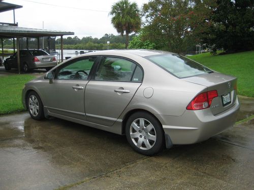 2006 honda civic lx sedan 4-door 1.8l