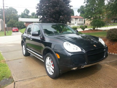 2004 porsche cayenne turbo sport utility 4-door 4.5l