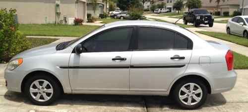 2009 hyundai accent gls sedan 4-door 1.6l