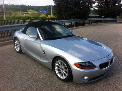 2003 bmw z4 2.5i convertible 2-door 2.5l