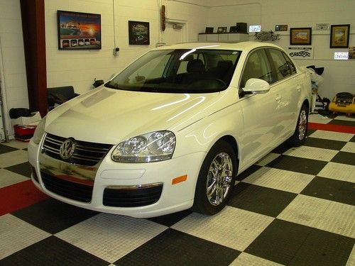 2009 volkswagen jetta tdi turbodiesel sp. ed. *34k mi.* a/t, moonroof, mint! mus