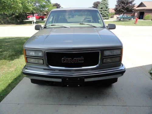 Gmc 1999 z71 4x4, 3 door, power. 157,690 miles. $7,000.