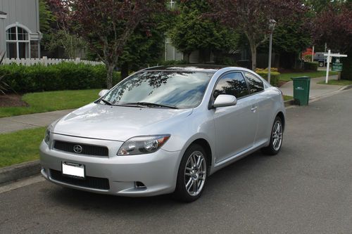 2005 scion tc base coupe 2-door 2.4l
