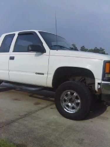 Chevrolet k1500 4x4 extended cab truck