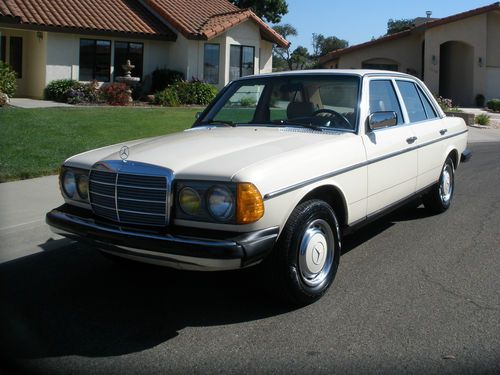 1981 mercedes-benz 300d diesel 3.0l super clean like a 2 year old car