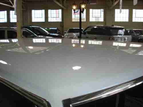 1967 Cadillac Fleetwood  custom Pearl White & 20