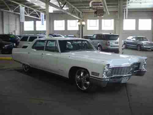 1967 Cadillac Fleetwood  custom Pearl White & 20