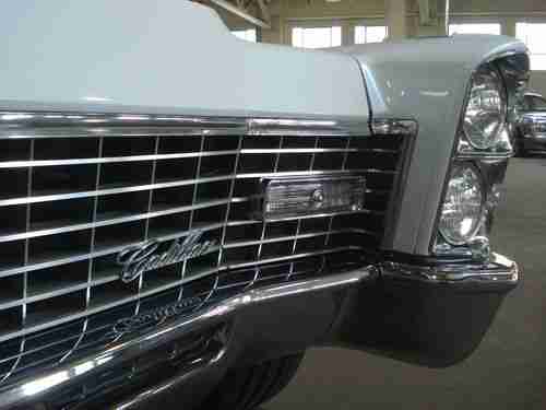 1967 Cadillac Fleetwood  custom Pearl White & 20