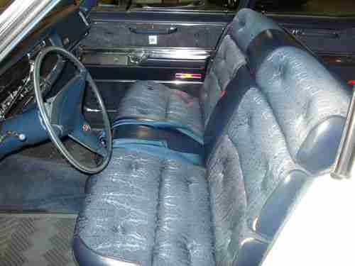 1967 Cadillac Fleetwood  custom Pearl White & 20