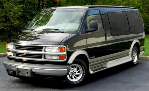 2000 chevrolet express coversion explorer dvd leather