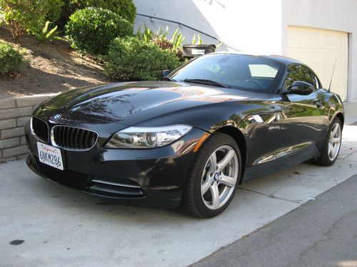 2011 bmw z4 30i convertible hardtop  l@@k only 3,000 miles!!!