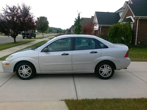 2003 ford focus great on gas