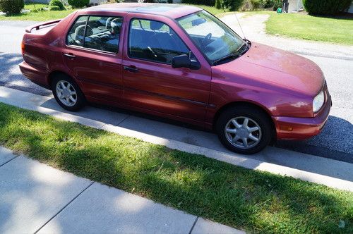 1997 vw jetta gls one owner. the vin is good and right!