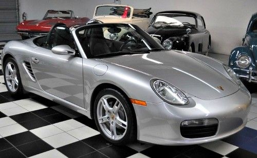 One owner - certified autocheck - sport pkg - bose - cd changer - htd seats !!