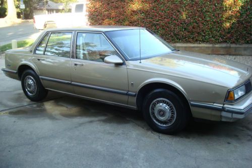 1987 oldsmobile delta 88 brougham, 42,000 miles, clean, leather, california car